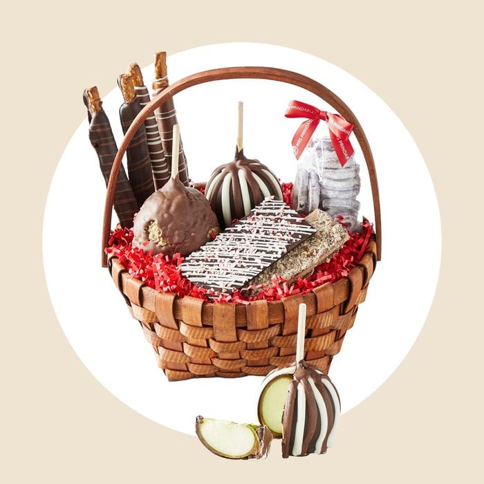 Caramel Apple Gift Basket Ecomm Via Williams Sonoma.com