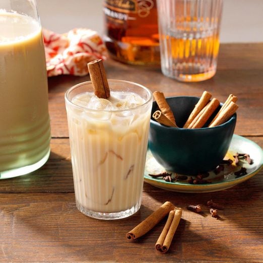 38 Christmas Cocktails to Make This Holiday Season