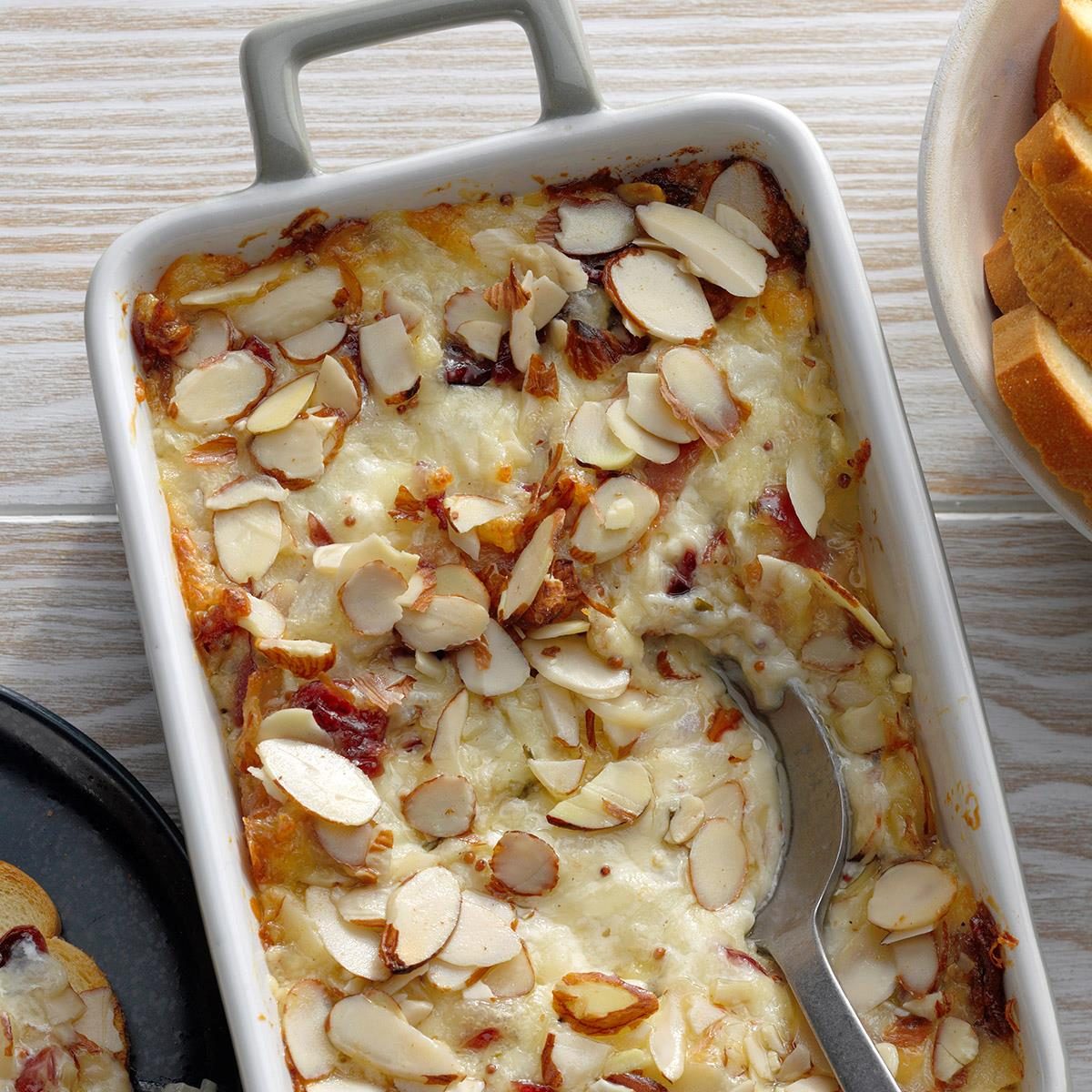 Cranberry And Bacon Swiss Cheese Dip