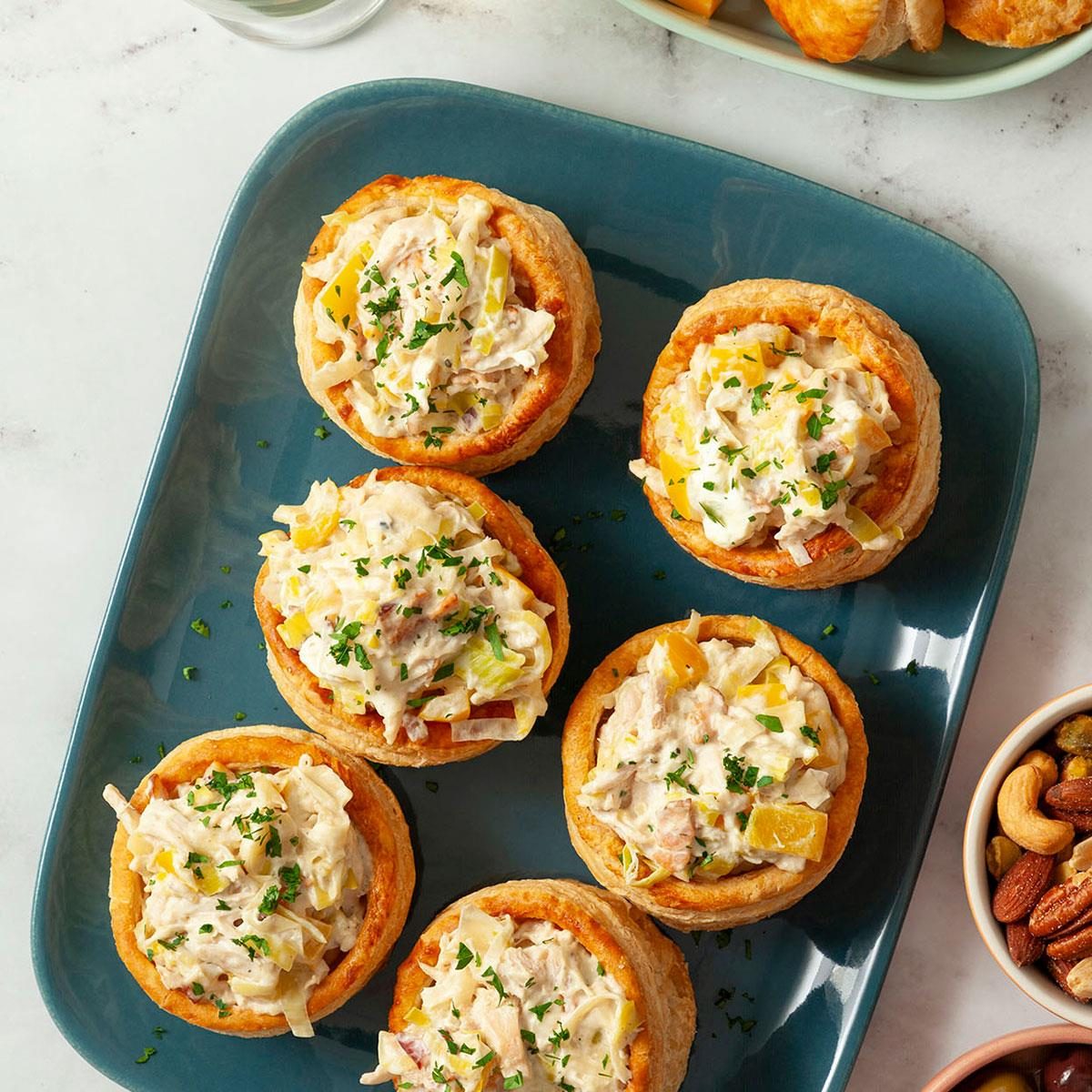 Creamy Chicken Vol Au Vent Exps Ft24 189771 Jr 0305 1